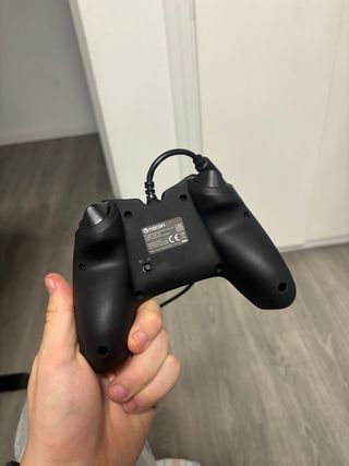 Mando Nacon Alámbrico Blanco