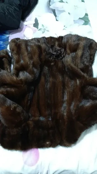 Chaqueta de pelo marrón