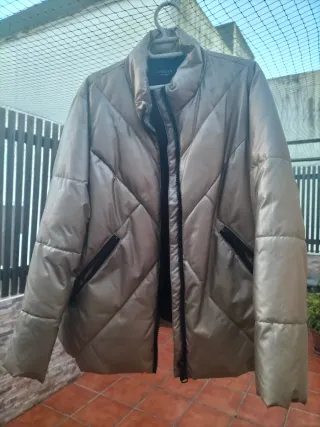 Chaqueta acolchada Woman dorada
