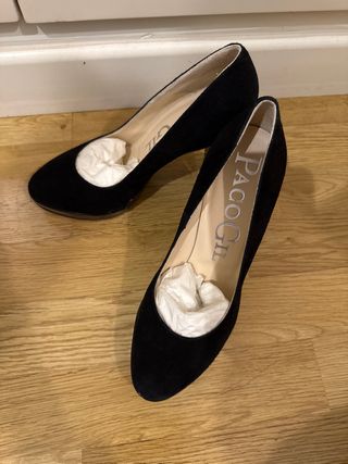 Tacones Paco Gil Ante Negro. Talla 38