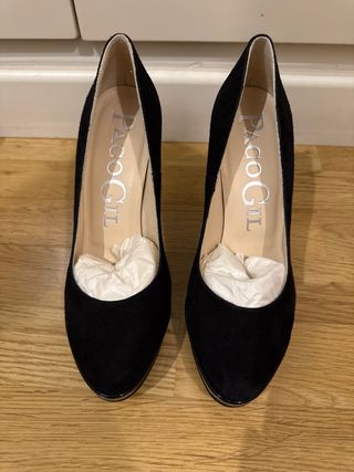Tacones Paco Gil Ante Negro. Talla 38
