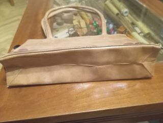 Bolso de mano con flores