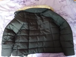 Plumífero mujer verde militar talla M