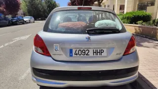 Peugeot 207 2011