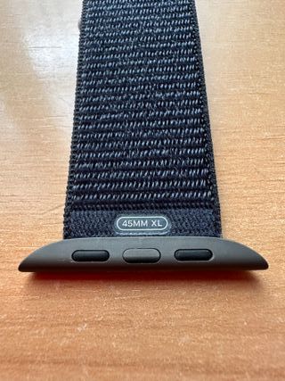 Apple Watch 45mm. Midnight Sport Loop XL