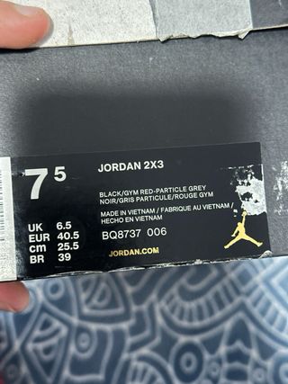 Jordan 2x3 Negras Talla 40,5
