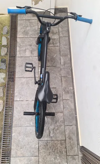 Bicicleta BMX Megamo