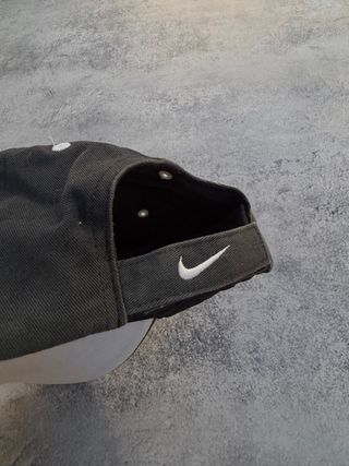 Gorra Nike Swoosh Vintage Negra