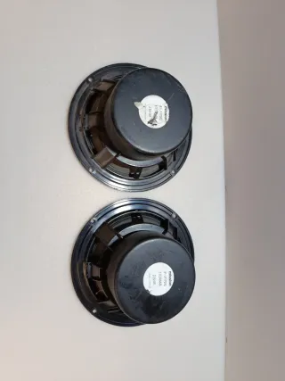 Altavoces Mission Negro/Plateado