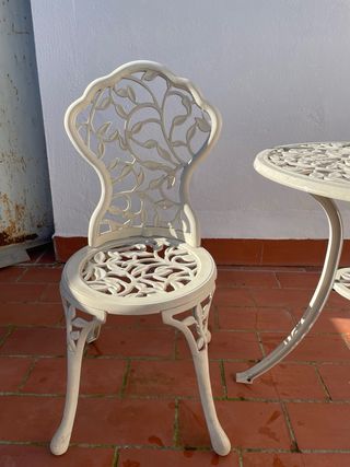 Mesa redonda y 2 sillas para balcón/terraza