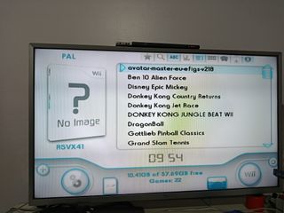 Consola Wii con 22 juegos y accesorios