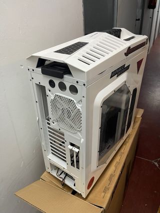 Caja Torre Gaming Cooler Master Striker Blanca