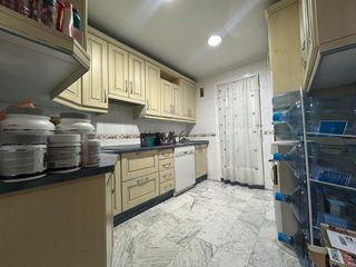 PISO EN VENTA CON GARAJE Y TRASTERO EN BUENA ZONA