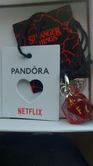 Charm Pandora Stranger Things D20 Original