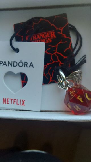 Charm Pandora Stranger Things D20 Original