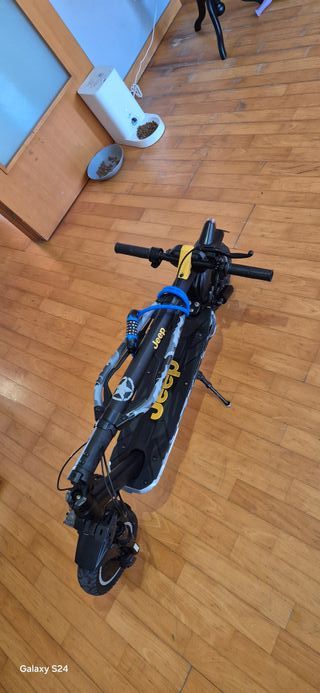 Patinete Eléctrico Jeep Urban Camou 500W