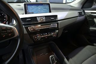 BMW X1   sDrive18dA Business