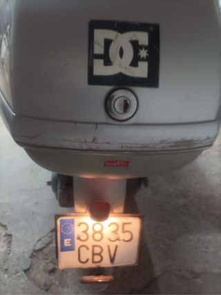 Aprilia Scarabeo Plata