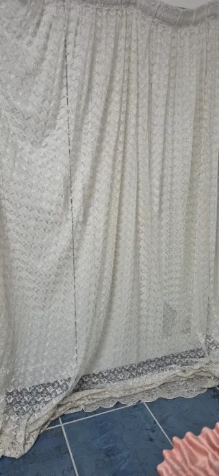 Cortinas de encaje blancas
