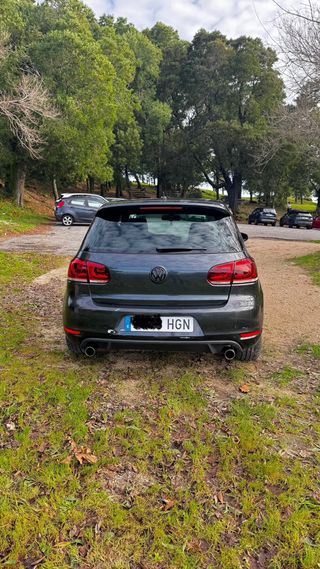 Volkswagen Golf GTI DSG
