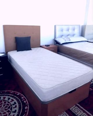 Canapé de madera individual