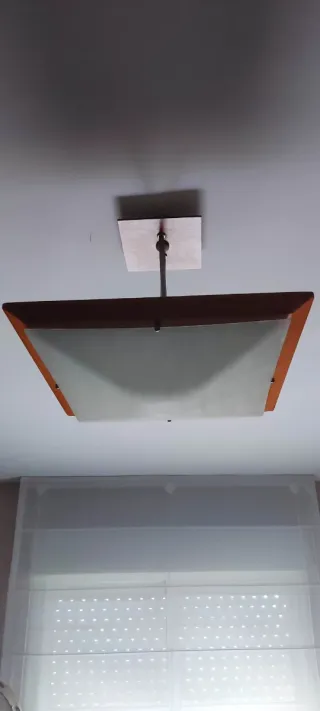 Lámpara de techo madera y cristal