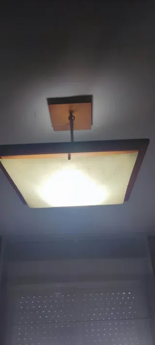 Lámpara de techo madera y cristal