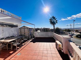 Casa adosada en venta en Nueva Torrevieja - Aguas Nuevas en Torrevieja