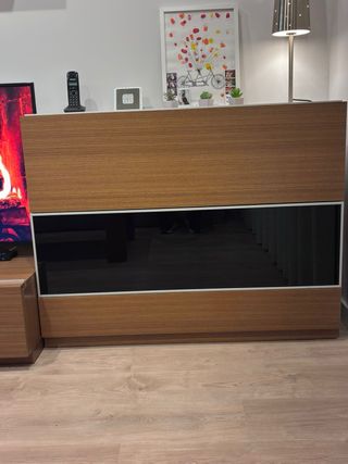Mueble TV madera y cristal