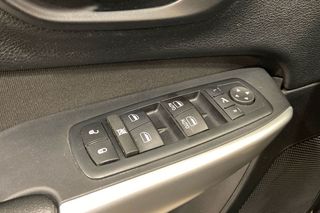 Jeep Cherokee   2.2 CRD 185 Longitude Auto 4x4 AD I