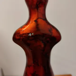 Vaso decorativo donna rosso