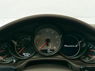 Porsche Panamera 4.8 S