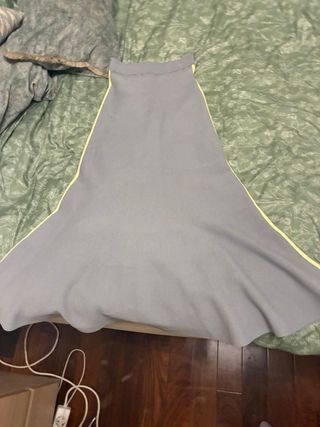 Falda Loewe Gris con Detalles Amarillos