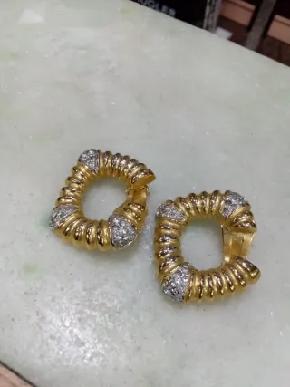 Orecchini Airoldi alta bigiotteria dorati