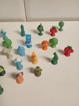 Lote de muñecos coleccionables