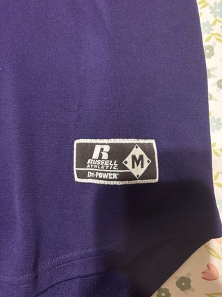 Camiseta Russell Athletic M Morada