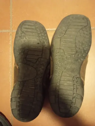 Zapatos de piel marrones