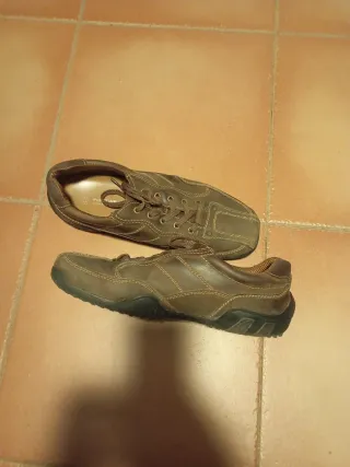 Zapatos de piel marrones