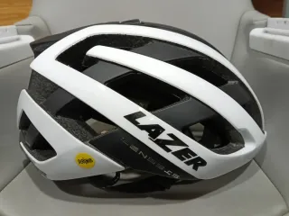 Casco Lazer Genesis Superlight