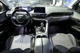 Peugeot 5008   Allure 1.5L BlueHDi 96kW 130CV SS