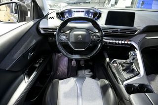 Peugeot 5008   Allure 1.5L BlueHDi 96kW 130CV SS