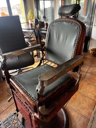 Antigüedad industrial Sillón barbería Fontordera