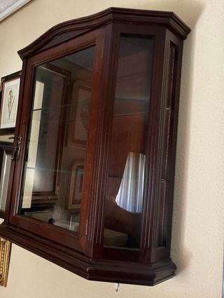 Vitrina de madera y cristal 72x71x25
