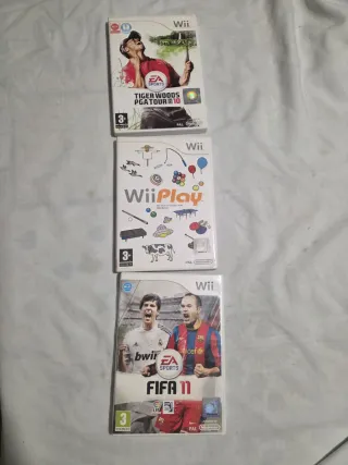Lote 3 juegos Wii: FIFA 11, Wii Play, Tiger Woods