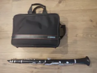 Clarinete Yamaha 255 S