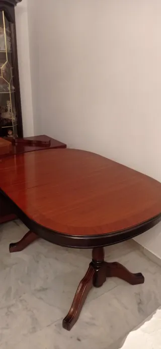 Mesa de comedor de alta calidad con 6 sillas