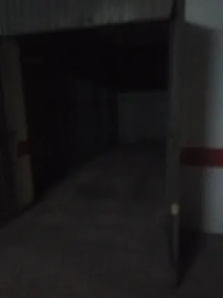 Plaza de garaje cerrada gamonal