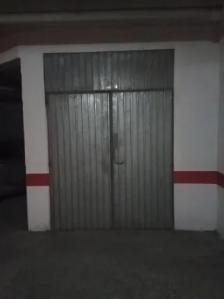 Plaza de garaje cerrada gamonal