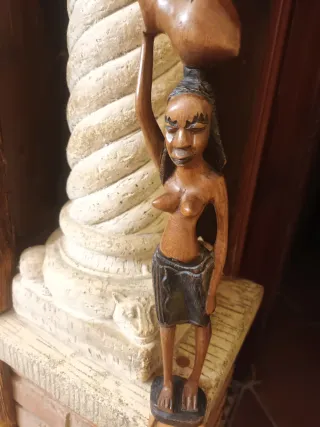 Figuras africanas de madera (2 unidades)