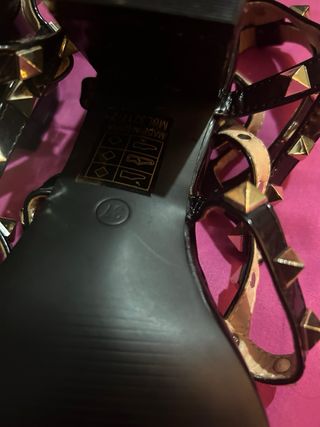 Zapatos de tacón negros